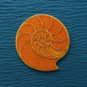 Seashell Spiral Patch/Ocean Patch/Iron-On Patch/Sew-On Applique for Bags/Jackets/Clothes/Backpack/Coconut Girl/Beach Vibe/Fun Vacation Gift