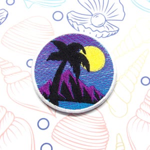 Retro Vaporwave Palm Tree Sunset Scene Patch Large 7&quot; Embroidered Iron-on/Sew-on Patches for Jackets Tote Bag Backpack, Beach Life, Tropical