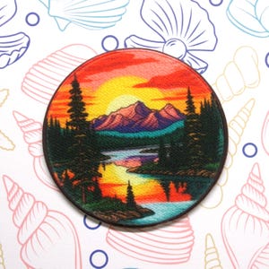 Mountain Patch Iron-on/Sew-on Applique for Jackets, Clothing, Backpack, Nature Badge, Camping Patch, Hiking, Forest, Lakes & Rivers, Animals