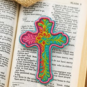 Christian Cross Patch Iron-on/Sew-on Applique for Vest Jacket Backpack Clothing, Religious Patch, Love Jesus Patch, Faith Patch, Bible Patch