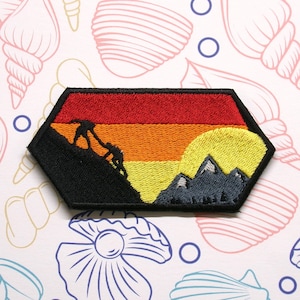 Bergsteigen Aufnäher zum Aufbügeln, gestickt, für Jacken, Kleidung, Rucksäcke, Outdoor-Ausrüstung. Erkunden Sie Mehr