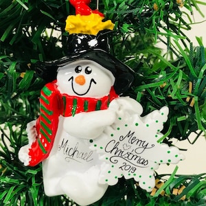 Individuelle Weihnachten personalisierte Ornament glücklich Stammbaum XMas Dekoration X Weihnachtsgeschenk / personalisiert Hers Stammbaum Dekor Kugel