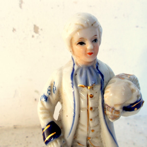 kleine Porzellanfigur vintage