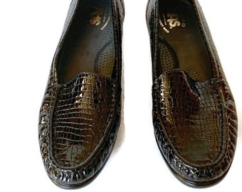 SAS SIMPLIFY Black Croc Leather Loafers Size 7.5 M
