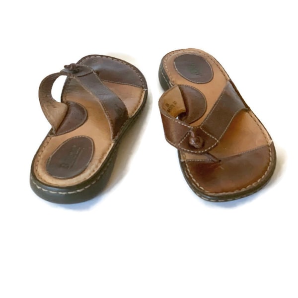 BOC BORN Handmade Leather Flip Flop Sandals  Color Brown  Size 8