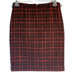 TAHARI Arthur S. Levine  Pencil Skirt, Fully lined, Size Small