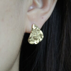 Gold Hammered Stud Earrings, Oval Stud Earrings, Rugged Stud Earrings, Statement Asymmetry Earrings, Sterling Silver, Best Gift, Gold
