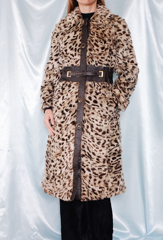 1970s Vintage Fur and Leather Coat ll Leopard Pri… - image 1