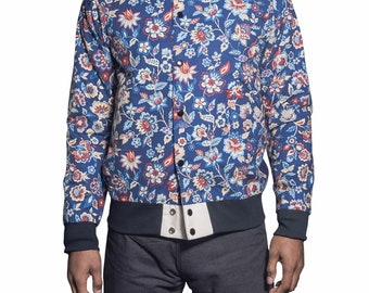 Geblümte Bomberjacke