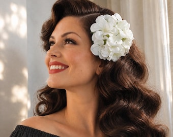 White Tropical Geranium Vintage Pinup 1940s 1950s 1960s Hair Flower Wedding Hair Flower Rockabilly Bachelorette Hair Accessories Clip