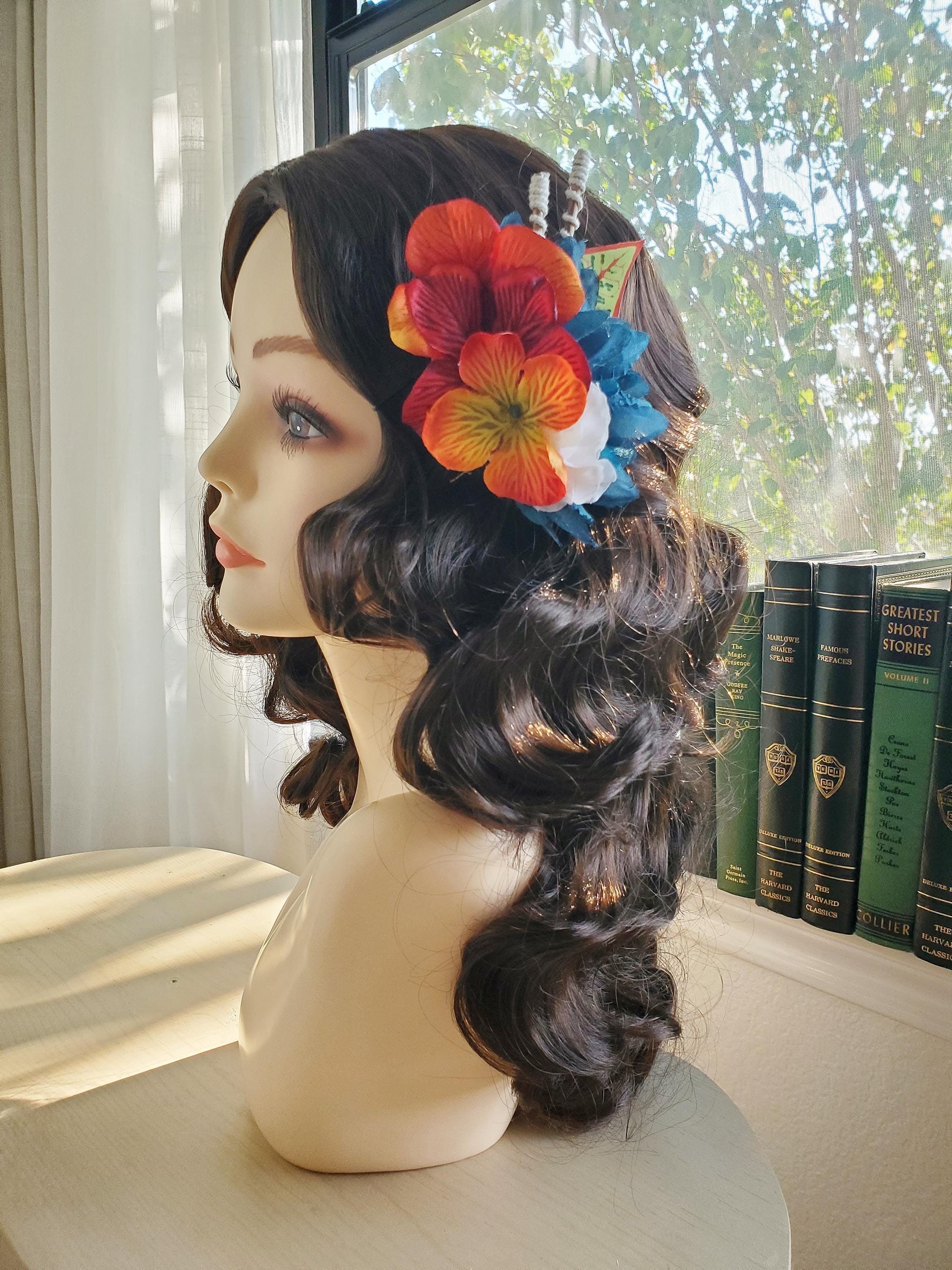 Rainbow Tiki Tropical Vintage Pinup 1940s 1950s 1960s Hair