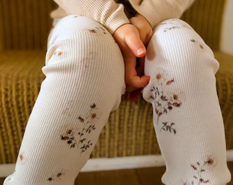 Rib leggings in wild roses on cream, baby leggings, girls' leggings, handmade clothes, neutral colours clothes, baby gift, ribbed cotton