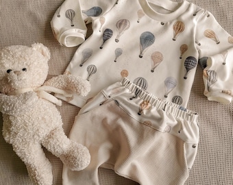 Hot air balloon baby boy set, baby boy outfit, baby trousers, baby harems, boys long sleeve top, handmade baby clothes, neutral colours