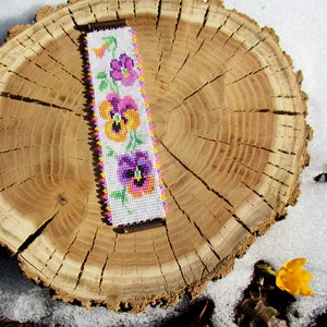 Elegant Violet Flower Handwoven Loom Wide Seed Beaded Cuff Bracelet, Spring Joy Floral Native Style Multicolor Boho Nature Chic Jewelry