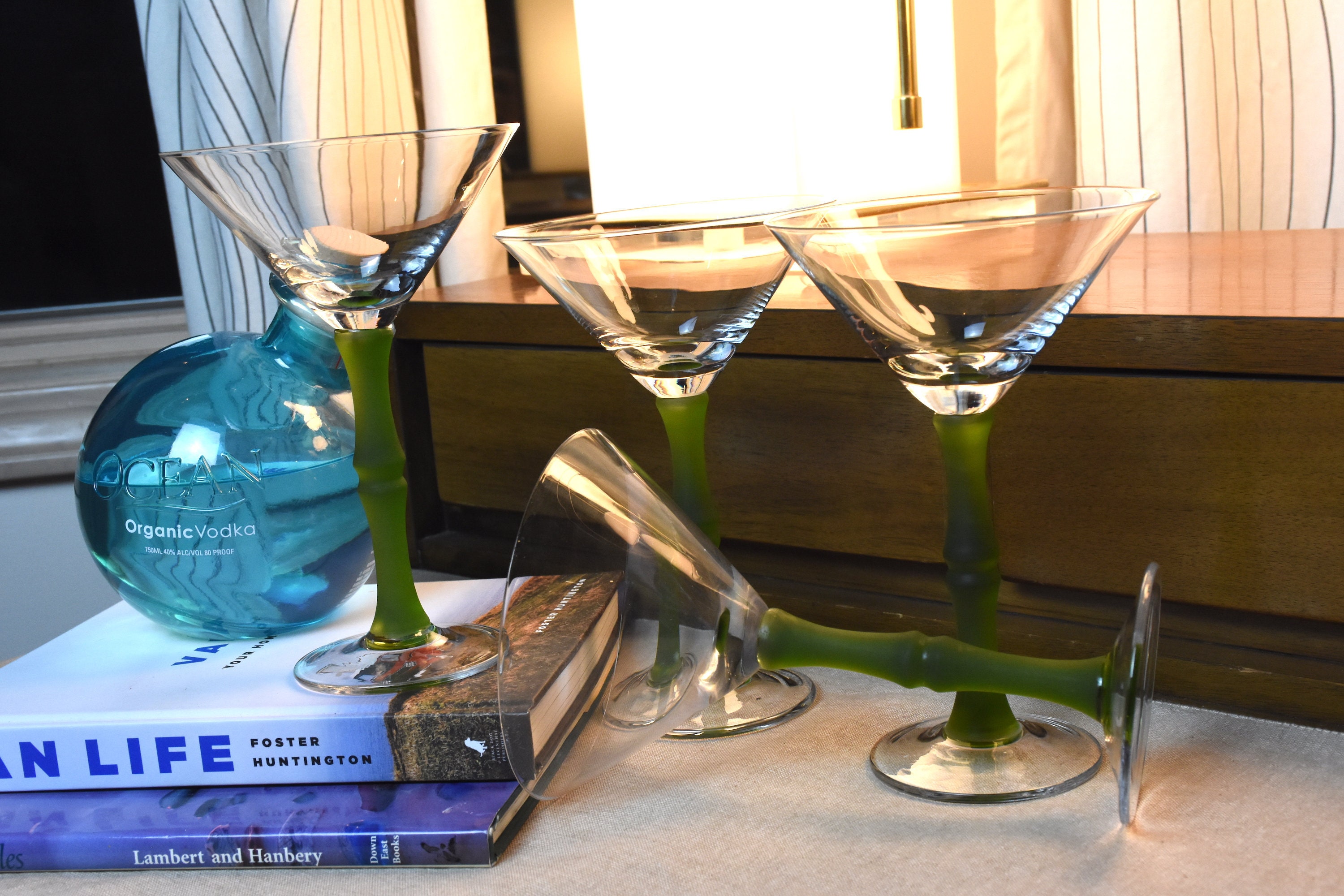 Creative Green Cocktail Glass Champagne Martini Goblet European Bar,  Restaurant Special-Interest Design Fun Wine Glass