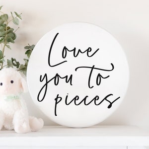 Valentinstag Svg - Love You To Pieces Svg, Holzschild Svg, Kinderzimmer Wandkunst Svg, Valentinstag Svg, Paare Svg, Love Svg, Ehe Svg