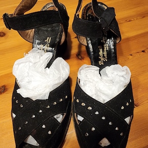 Size 5.5 Black suede 1940&#39;s peep toe, wedge heel, ankle strap, leather sole, women&#39;s shoes. Good quality. Vintage