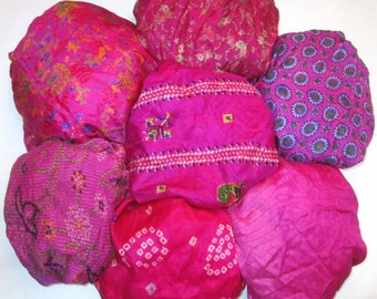 FAT QUARTERS Sari Seide Stoff reine Seide Vintage Sari Stoff schwarz rosa blau violett golden grau grün Farbe Bundle Craft Journal Indien Ostern