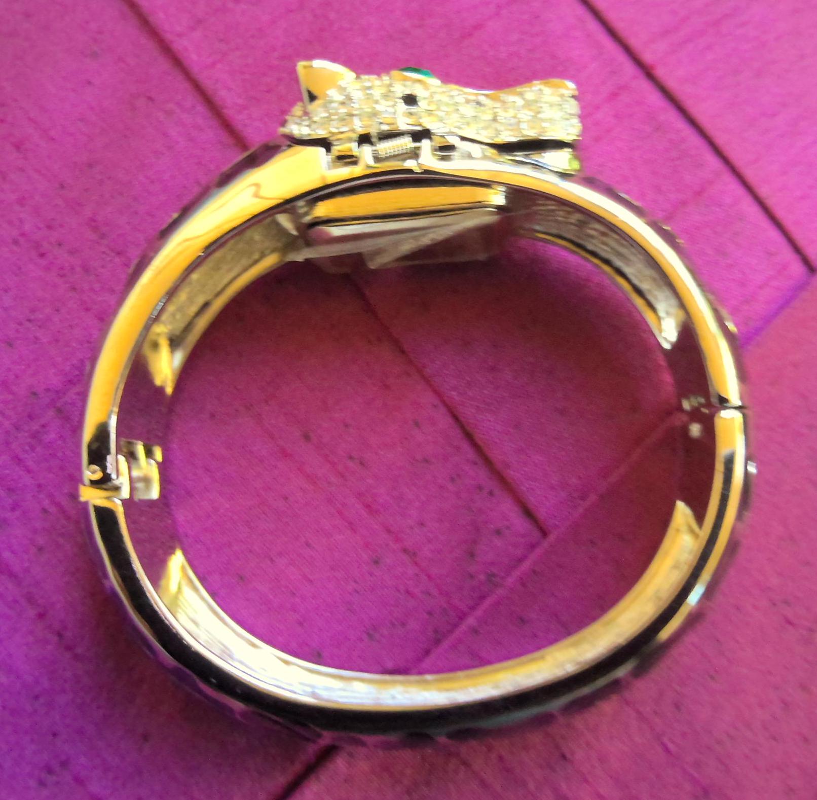 Leopard Cat Adrienne Limited Edition Clamper Secret Watch  display picture 1
