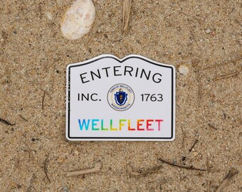 Pegatina "Entrando en Wellfleet Pride" - Réplica de letrero de límite de ciudad de Massachusetts - Calcomanía impermeable