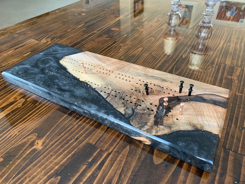 Tablero de cribbage personalizado con resina y madera | Etsy