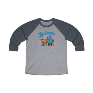 Puede incluir: Una camiseta de béisbol gris jaspeado y azul marino con un gráfico azul y blanco de una familia de dibujos animados con el texto "The Last Splash" en la parte delantera.