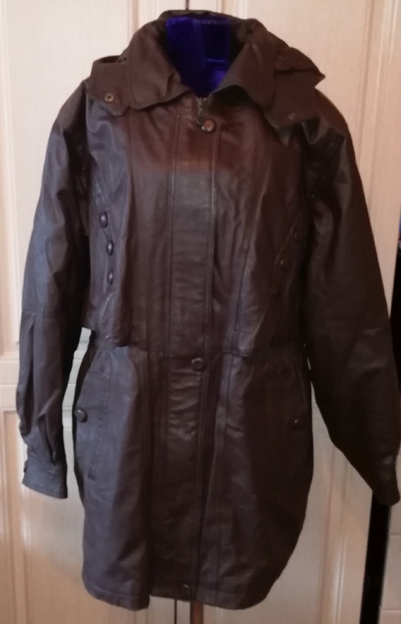 Vintage brown hooded leather jacket with faux fur