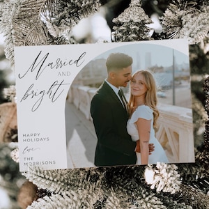Married & Bright Foto Urlaub Kartenvorlage, druckbare moderne Brautpaar Weihnachtskarte, bearbeitbare Merry Married Xmas Card, Instant Download