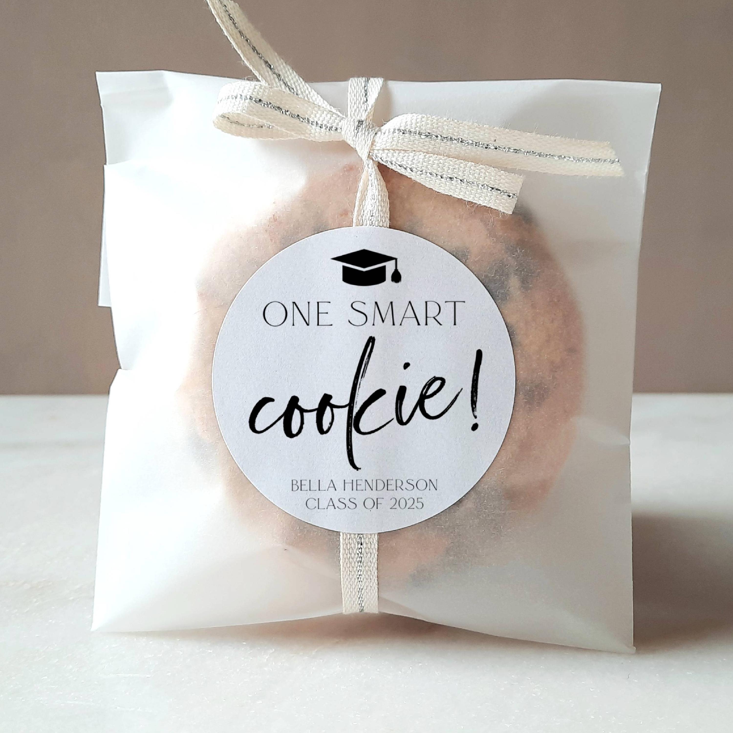 Printable Graduation One Smart Cookie Sticker Template, Editable Minimalist Graduate Round Favor Tag, Grad Party Gift Tag, Instant Download