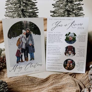 Plantilla de tarjeta navideña de revisión del año, tarjeta navideña con foto de arco imprimible, tarjeta de felicitación minimalista editable para actualizar la familia, descarga instantánea