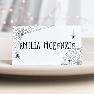 Plantilla de tarjeta de lugar de telarañas de Halloween, tarjeta de nombre de Halloween imprimible, tarjeta de tienda de buffet de comida de Halloween editable, descarga instantánea, #HW