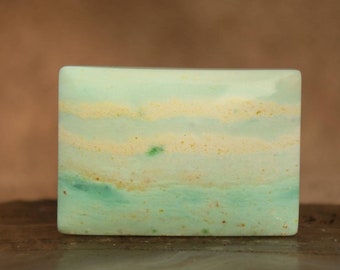 Madeira petrificada opalizada azul, pedra indonésia com padrão único.