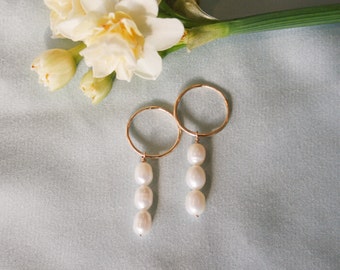 Pearl drop earrings, hanging pearl earrings, statement pearl earrings, gold filled earrings, gold pearl earrings, long pearl earrings