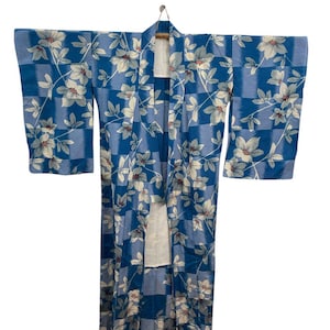 Vintage Japanese Silk Kimono Robe – Blue Floral Yukata Haori Jacket, Traditional Japan Clothing