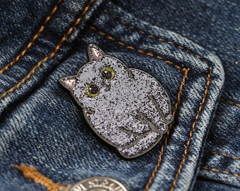 Chubby Cat Pin - Grey Glitter (Henry)