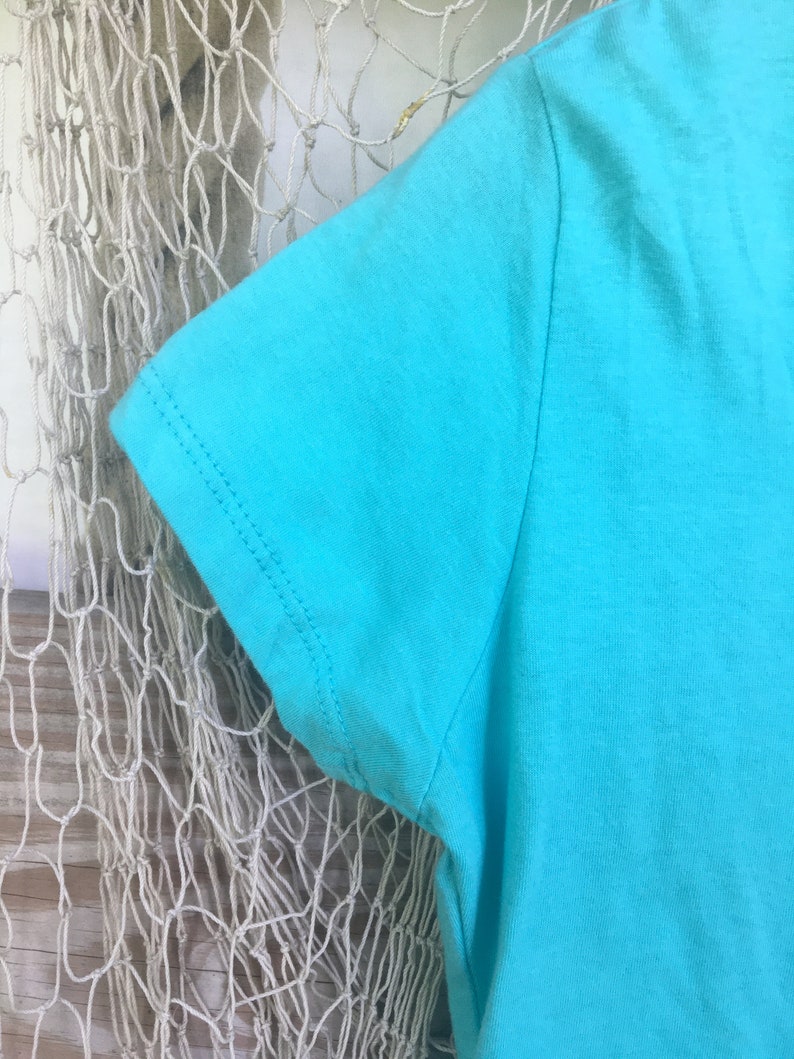 Anchor Vneck