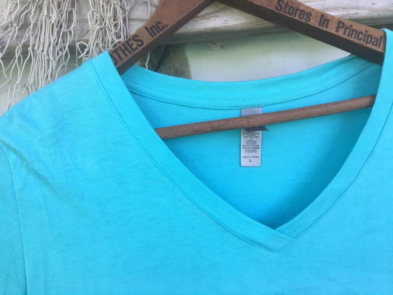 Anchor Vneck
