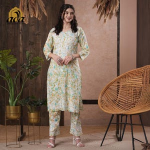 Ada handgeborduurde Chikankari Kurta Palazzo-set: Indiase bloemen katoenen combi-set voor dames