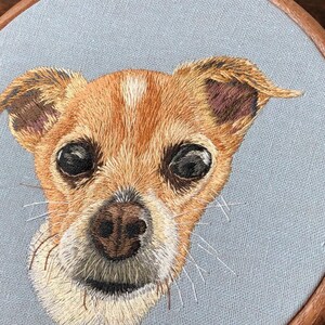 Made to order- Custom Hand embroidered Pet Portrait- Dog/Cat Portrait- gifts for pet lovers- memorabilia for loved pets - Christmas gift bild 9