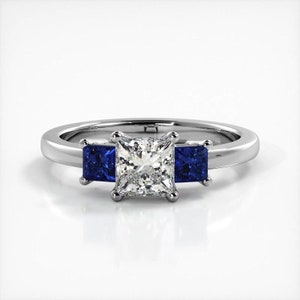 Princess Cut Drei Stein Moissanite Verlobungsring Aus 10K Weißgold Oder Sterling Silber