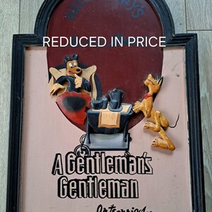 Ein unglaublich seltenes Walt Disney Wandschild, ein Gentleman&#39;s Gentleman in Farbe (1941)