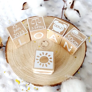 Wooden cube, personalized wooden cube, small vinyl personalized wooden cube, first name wooden cube, birth information wooden cube