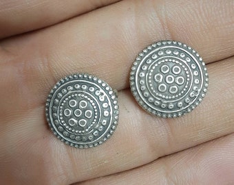 zilveren studs, eenvoudige zilveren studs, kleine zilveren studs, sterling zilveren kleine studs, oorbellen studs in sterling zilver, tribal 925 studs