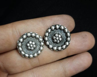 zilveren studs, eenvoudige zilveren studs, kleine zilveren studs, sterling zilveren kleine studs, oorbellen studs in sterling zilver, tribal 925 studs