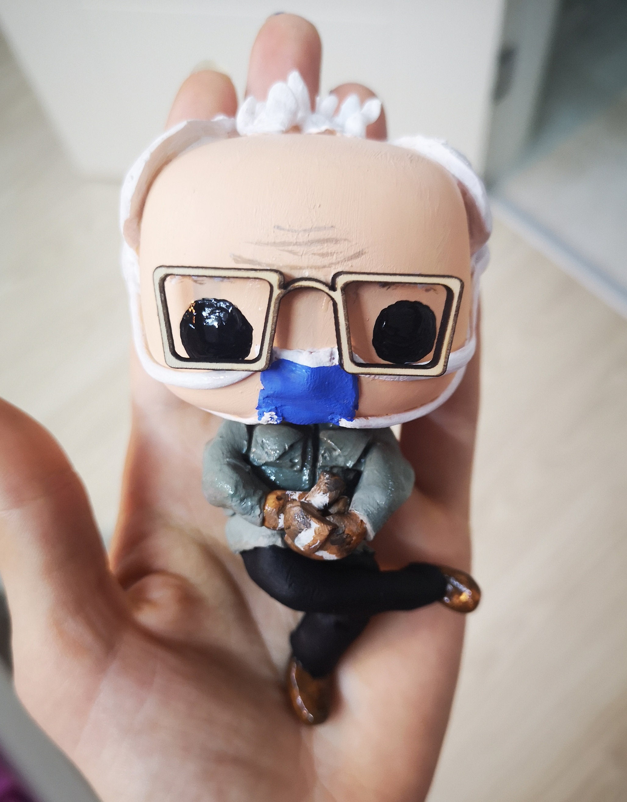Custom BERNİE SANDERS Funko Pop \u0026 Wooden Chair - Etsy Canada