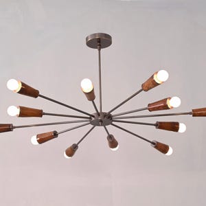 "12er Leuchtholz Roh Messing Sputnik Kronleuchter Leuchte ""Fixture""." Bild 3