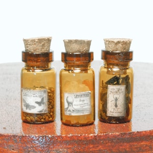 Dollhouse Apothecary Jars | 3pcs Stained Glass Herb Bottles, Witchcraft Potion Vials | Dollhouse Furniture 1/6 For Crafting or photography