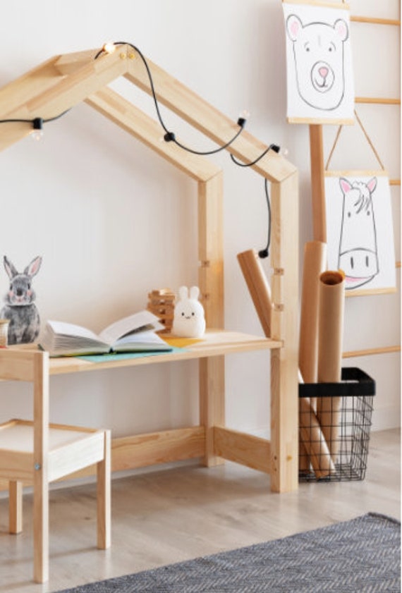 ijs studio globaal Massief houten kinderhuis bureau houten bureau voor kinderen - Etsy  Nederland