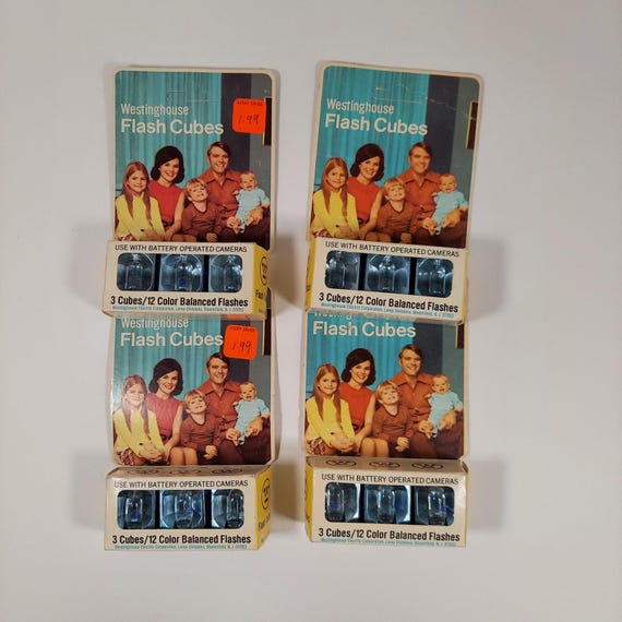 Flash Cubes Bleus WESTINGHOUSE Vintage - 1 Pack De 3 Cubes (12 éclairs) - Neuf Original