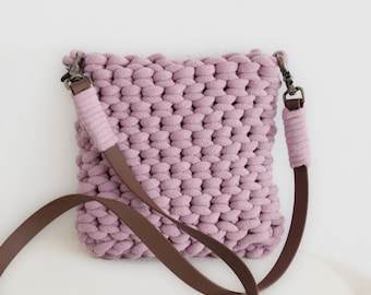 Tasche mit Crossbody-Gurt Dusty Pink | Schultertasche | Handtasche